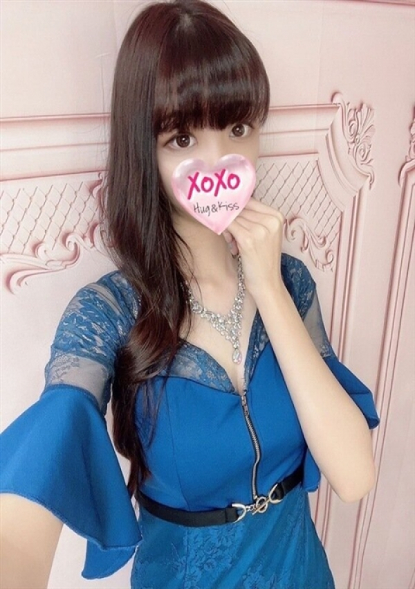Yuika ユイカ、XOXO Hug&Kiss (ハグアンドキス) 1