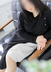 友梨(ゆり)、人妻館