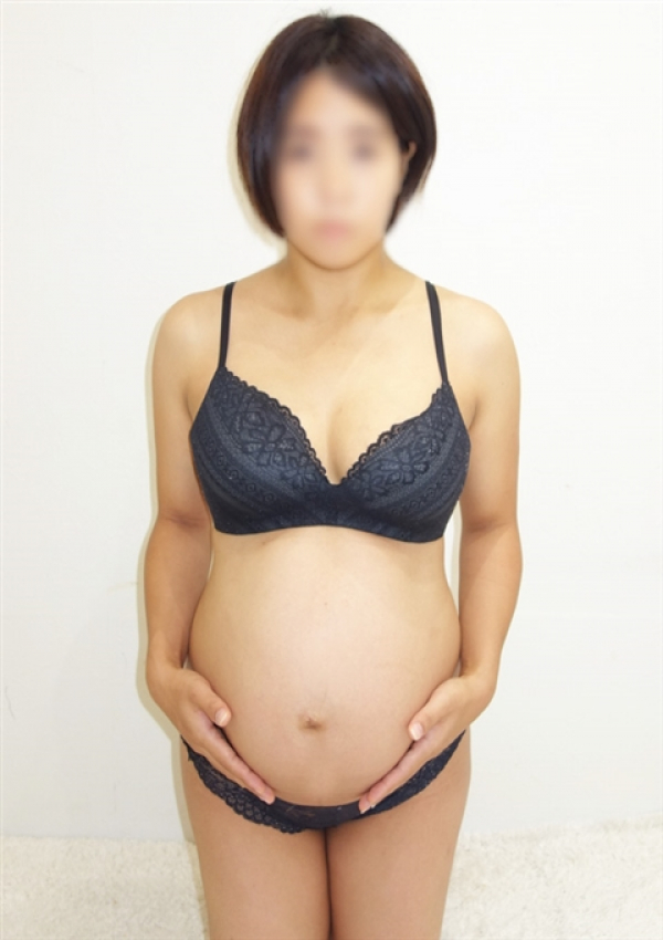 みづき、池袋・裸乳房(らまんま)巨乳・貧乳・母乳・妊婦のお店 2