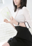 惟村 杏子