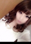 ELLE、つぼみ(新人)