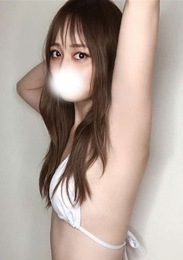 れみ、ビキニSPA 1