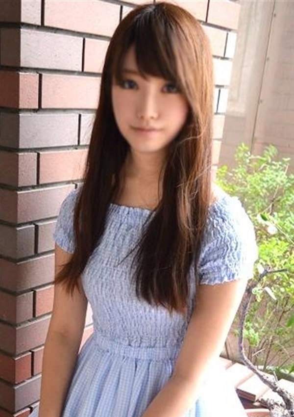 ほのか、新橋現役女子大生コレクション