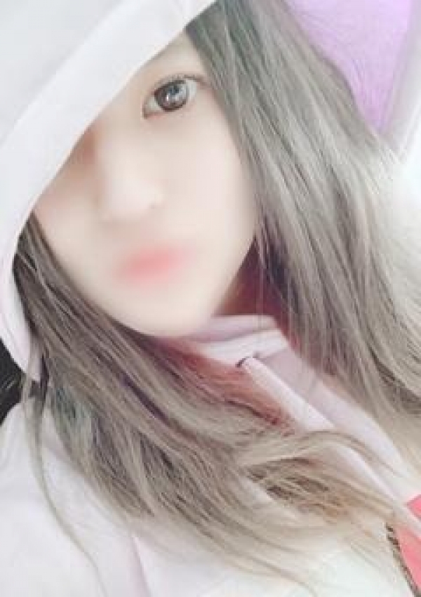 ゆい、Cute!na人妻 2