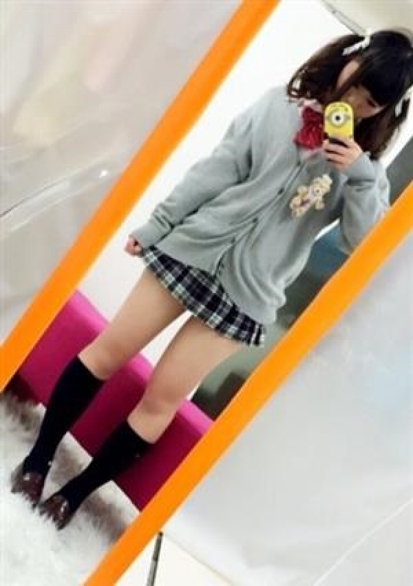 岡田葉留佳、ピサージュ甲府 3