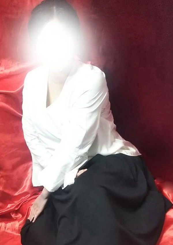 葉月、変態美熟女お貸しします。