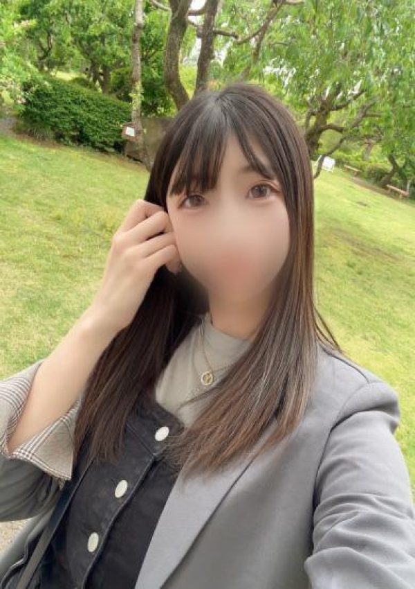 ノアラウンジ、せりな