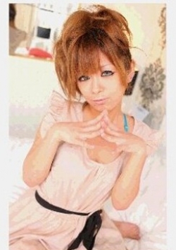 Rio、aimerfeel(エメフィール) 1