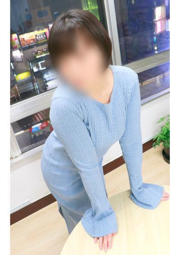 なおこ、性腺熟女100% 4