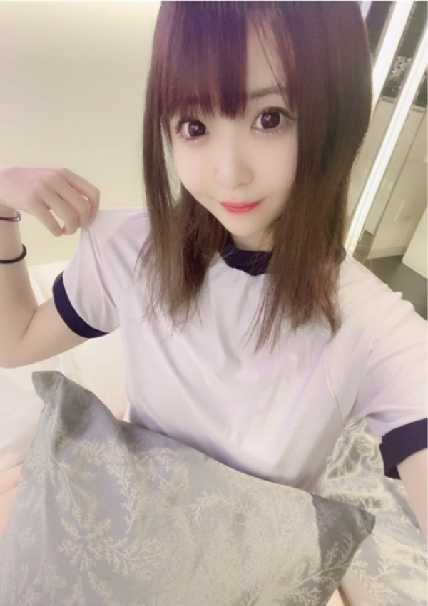 ひなの、sexis 1
