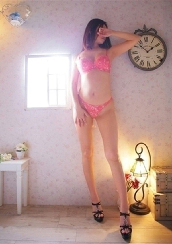 水町 かなえ、30代40代50代と遊ぶなら博多人妻専科24時 8