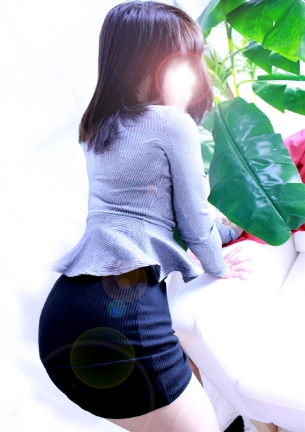 楓(かえで)、横須賀人妻城 4