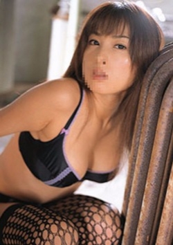 安藤はるか、博多人妻デリヘル美女濡れ倶楽部 1