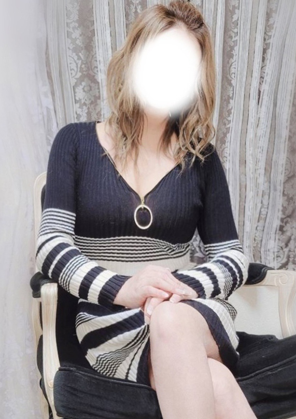 まなみ、DRESS(ドレス) 1