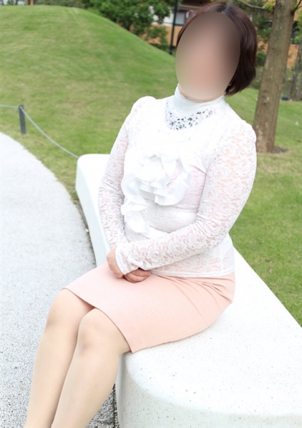 ちか、かわいい熟女&おいしい人妻 五反田・品川店 4