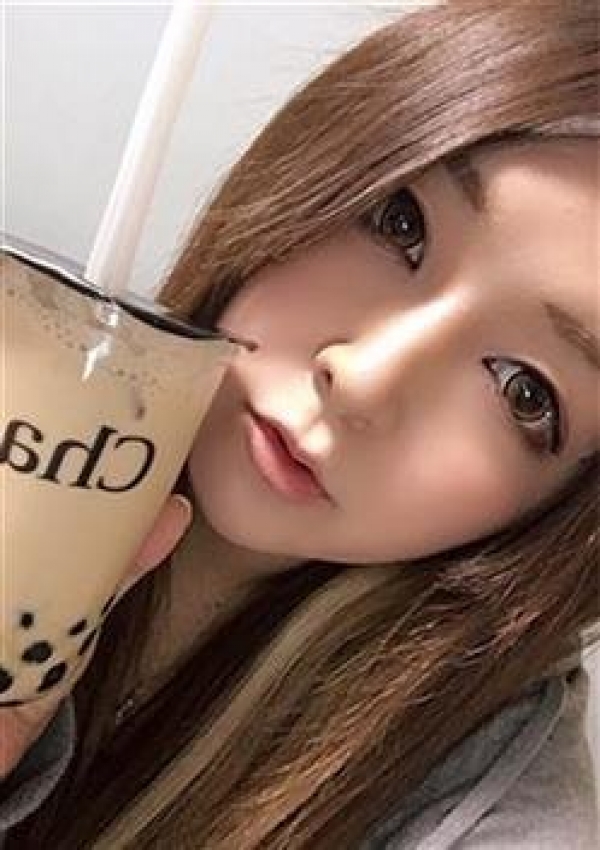 りさ、wow!こんなの!?ヤリすぎサークル新宿、新大久保店 1