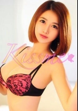 ユラ、Kiss me 4