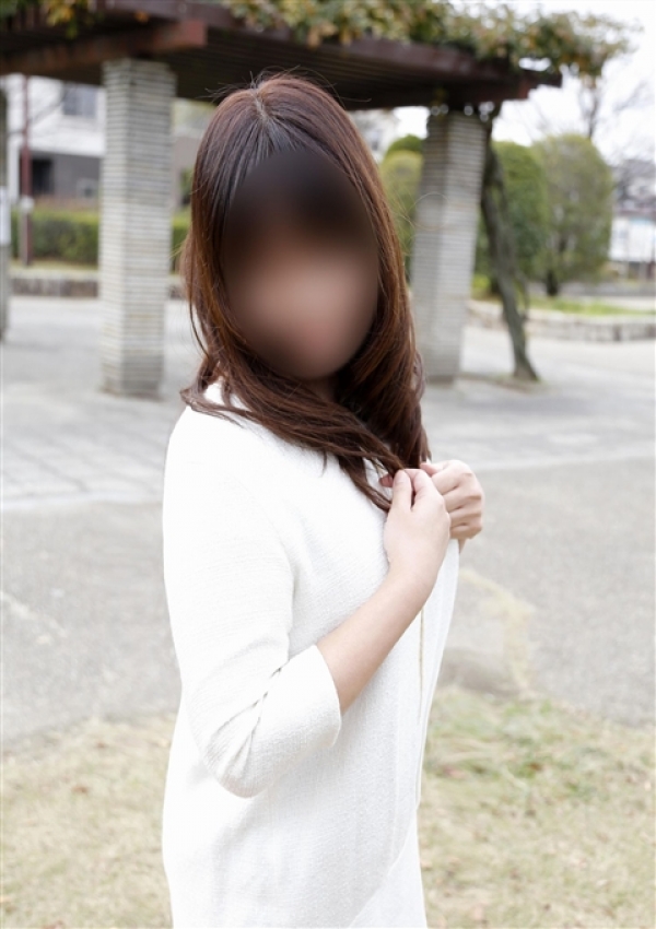 みのり、夢ごこち 人妻店 11