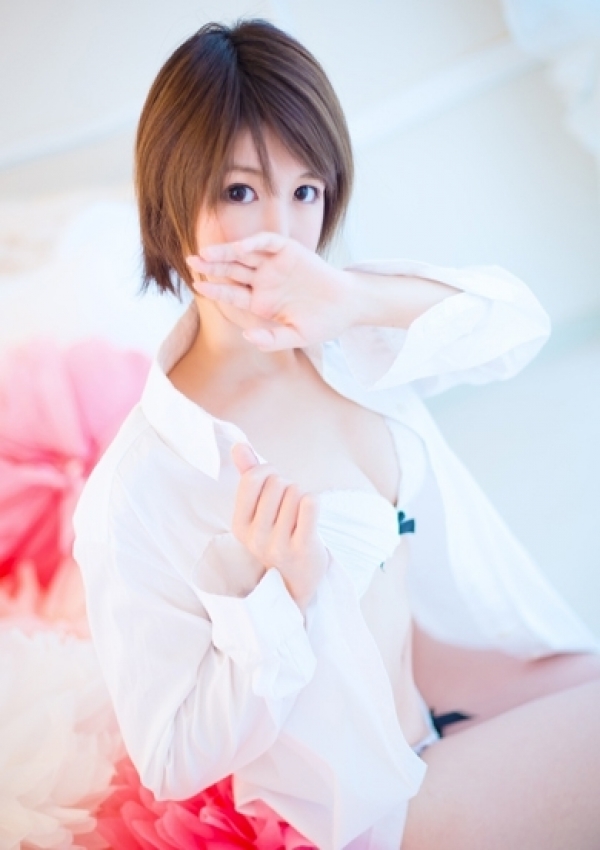 小桜 ゆかり、大阪出張性感オイルマッサージ「クラブヒステリック」 2