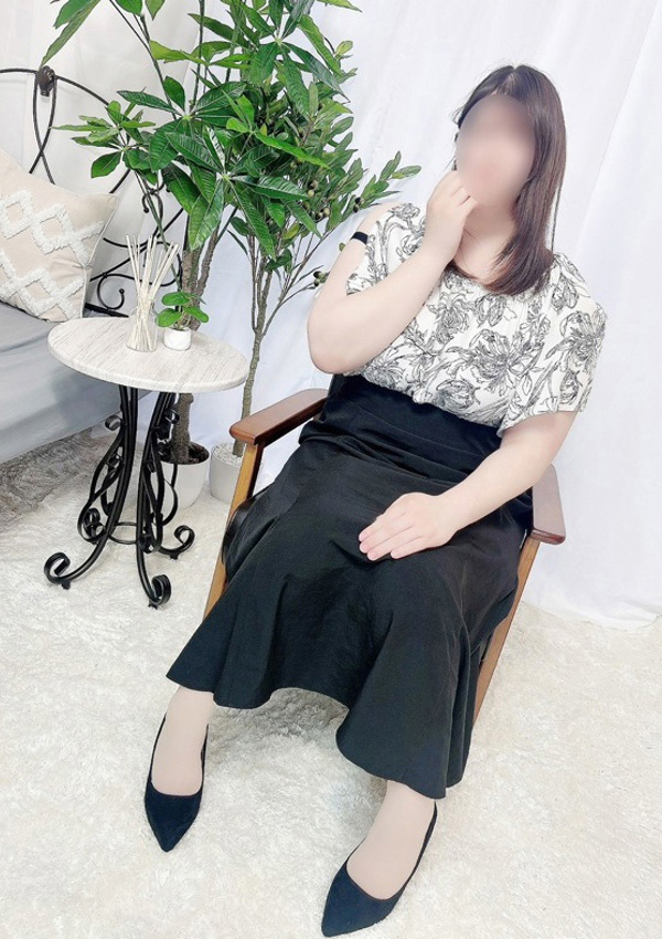ねね、人妻熟女の秘密の関係熊谷店 2