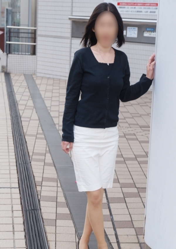 りえ、かわいい熟女&おいしい人妻 町田店 2