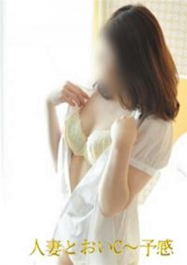 みずほ、人妻とおいC～予感 3