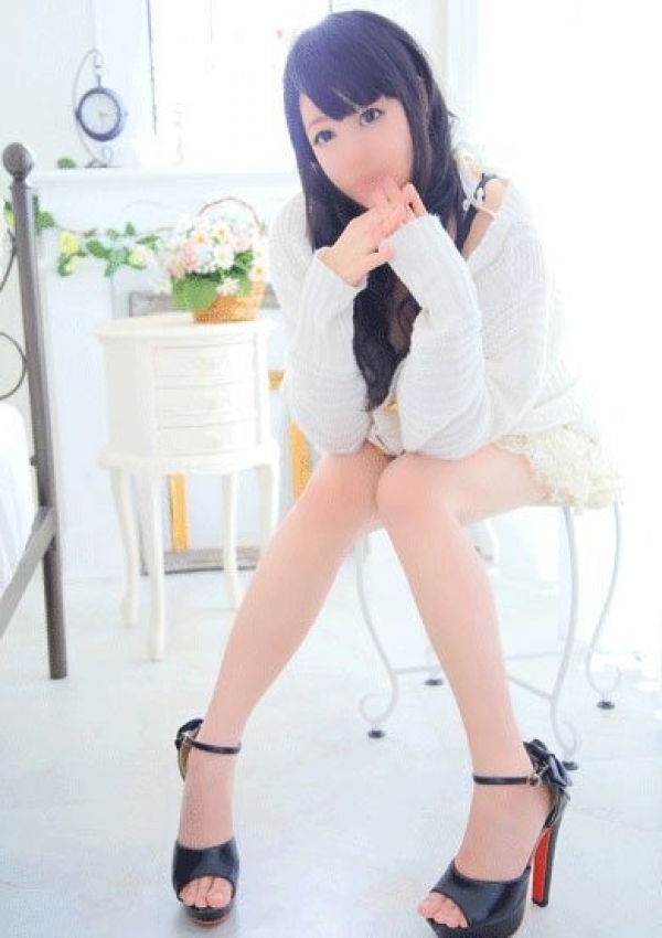 ゆい、ご奉仕美人妻 2