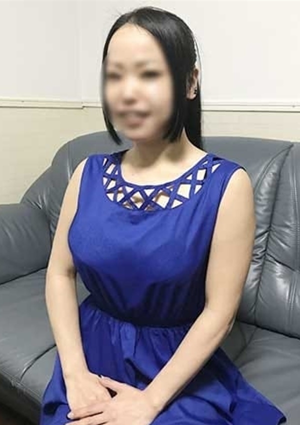 あきな、即尺即プレイ 肉食淫乱妻