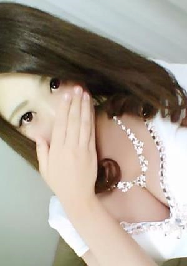 りおな【VIP】、HoneyPlus梅田 1