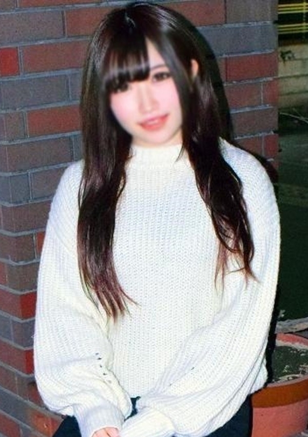 りお、新橋現役女子大生コレクション