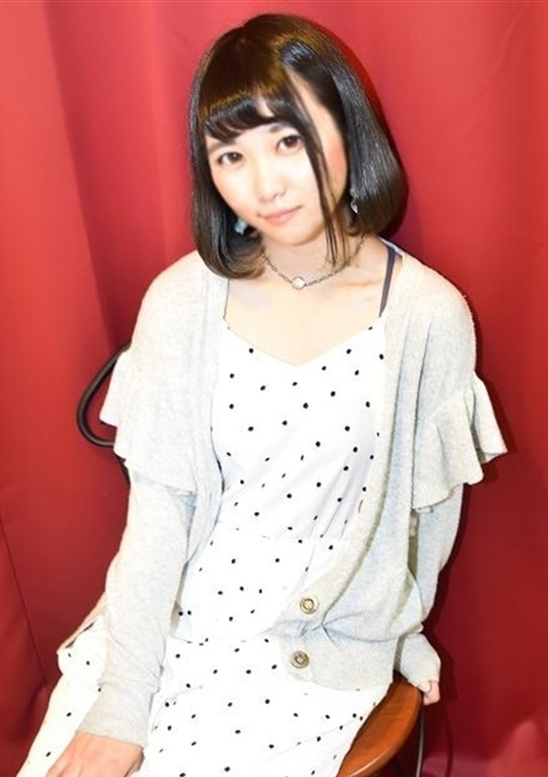 みほ、デスパレートな人妻たち 1