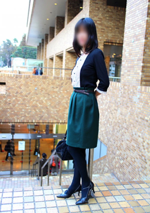 小松、池袋人妻・一度だけ本気の不倫 3