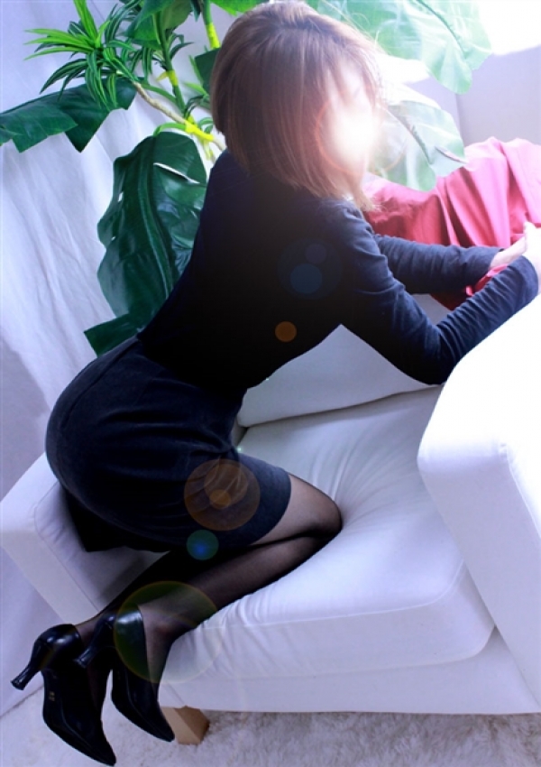 南(みなみ)、横須賀人妻城 2