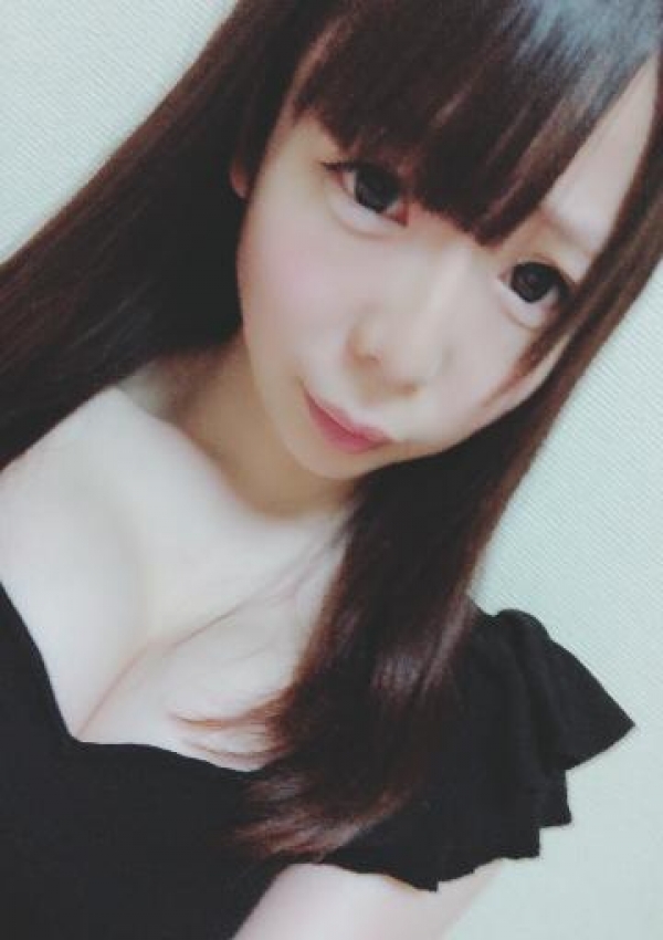あやめちゃん、ビッチな即尺ギャルの宅急便