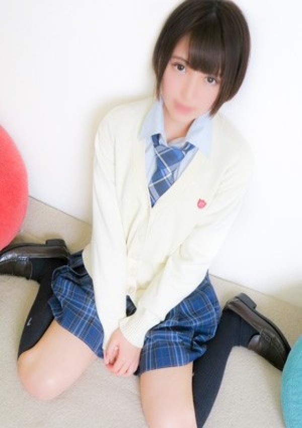まつり、オシャレな制服素人デリヘル JKスタイル 1