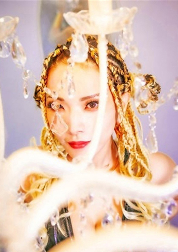 綾乃女王様、クラブドミナ 14