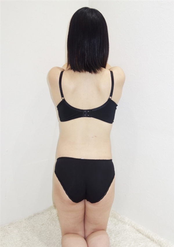 ななみ、池袋・裸乳房(らまんま)巨乳・貧乳・母乳・妊婦のお店 4