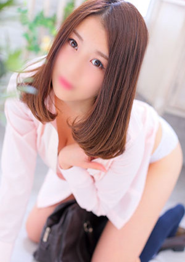 れい、オシャレな制服素人デリヘル JKスタイル 3