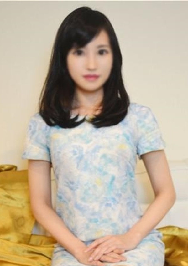 つばき、素人若妻だからこそのドラマ 人妻の自由な時間 1