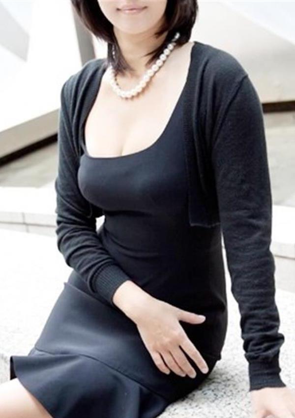 藤本、高級人妻「彩-AYA-」 1