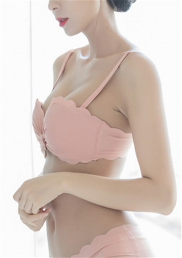 つばき、喰いごろ若妻専門 淫乱妻の夜感秘交 1
