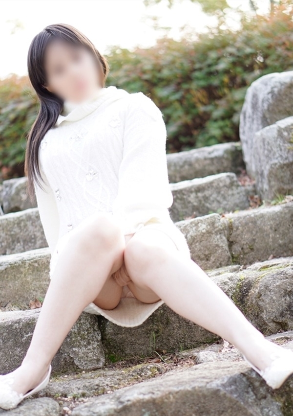 かすみ、【素人専門人妻紹介所】 セレブスタイル★山口市(湯田)発 1