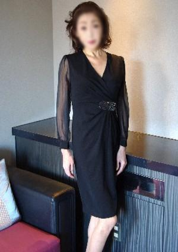 倉元紫乃、派遣妻 5