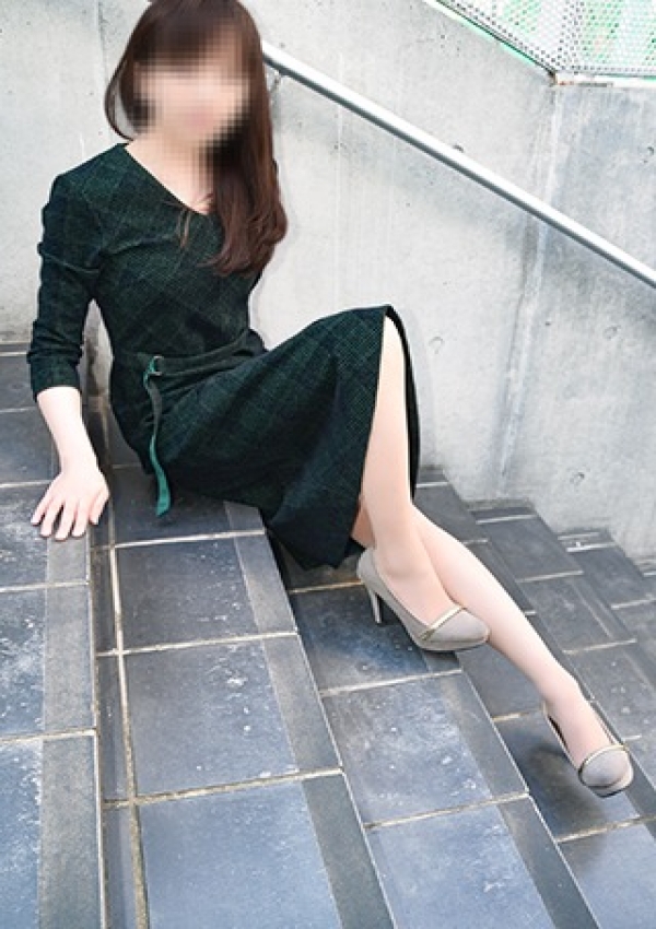 かすみ、東京マダム倶楽部 4