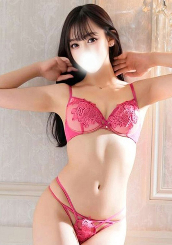 倉咲れい、池袋㊙エステフル勃起 3
