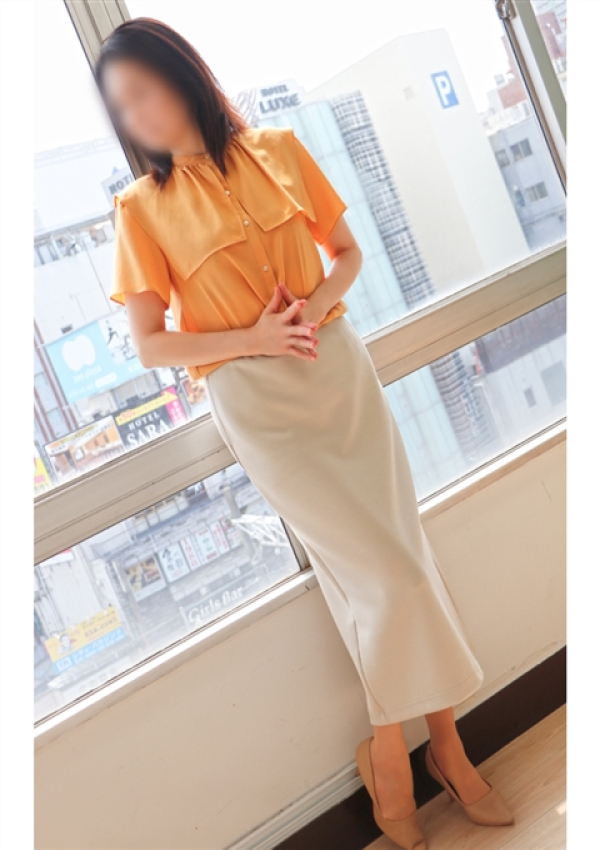 つむぎ、性腺熟女100% 4