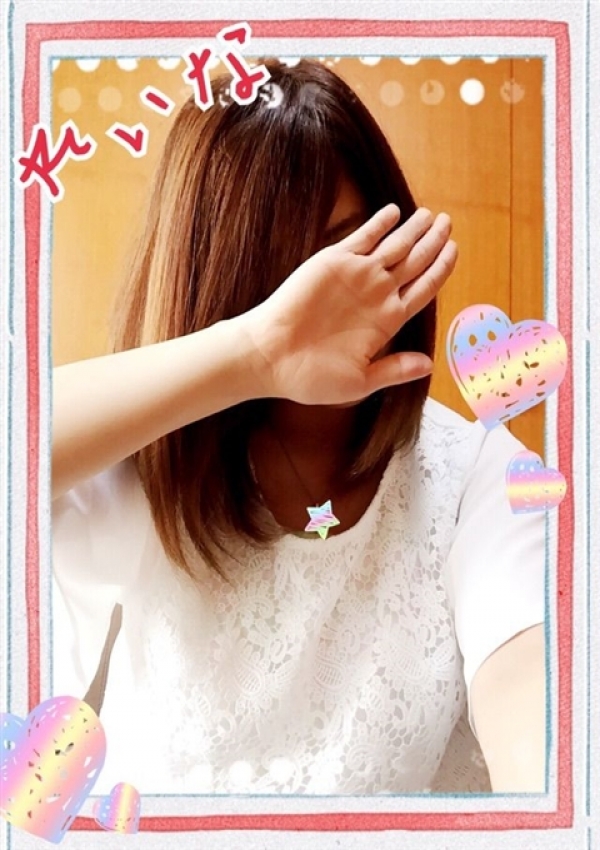 れいな、夢ごこち 人妻店 15