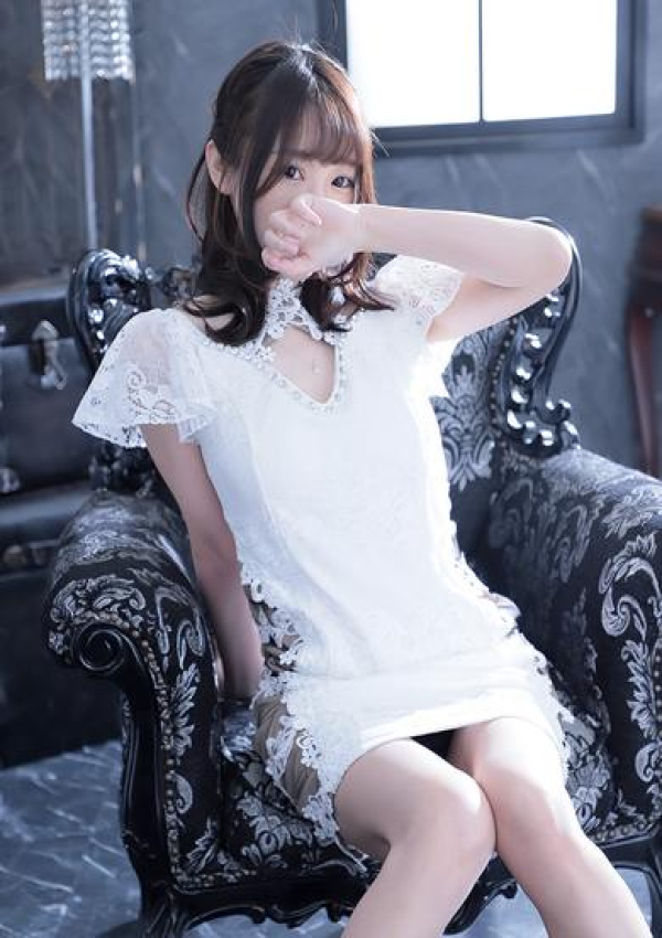 新人ホノカ、セレブガーデン 2