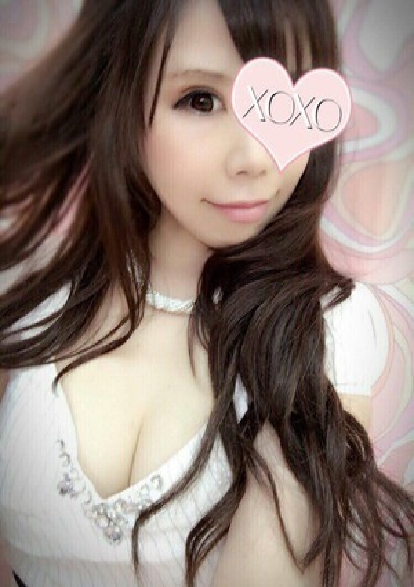 Bell ベル、XOXO Hug&Kiss 神戸店
