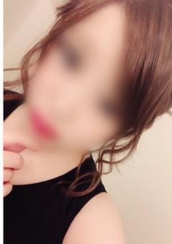 ひな、Cute!na人妻